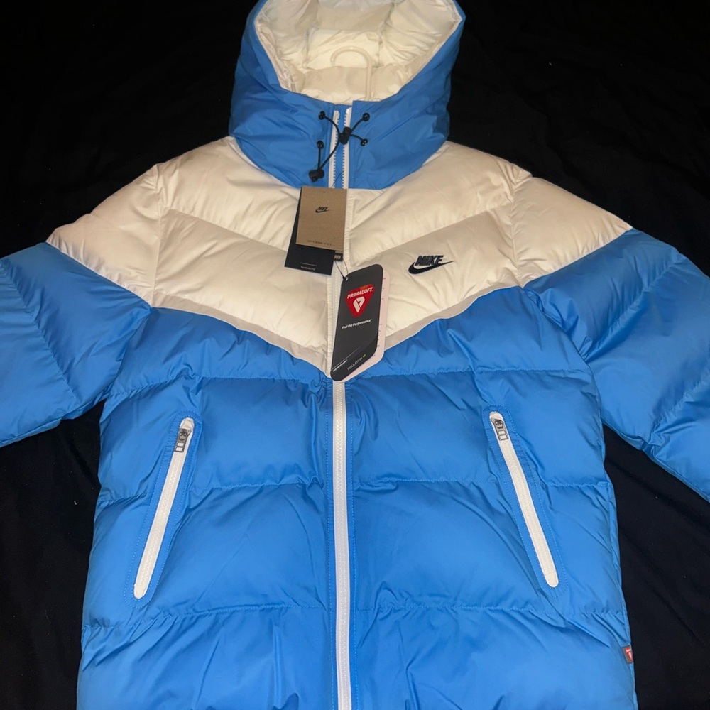 Nike Two-Tone Hooded Puffer Jacket
